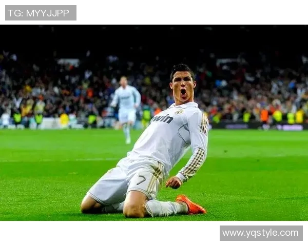 足球明星背后的不知名英雄们他们的故事同样值得被铭记与传颂 足球明星背后的不知名英雄们他们的故事同样值得被铭记与传颂